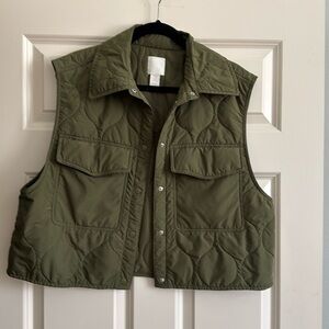 H&M Army Green Snap Vest size Medium